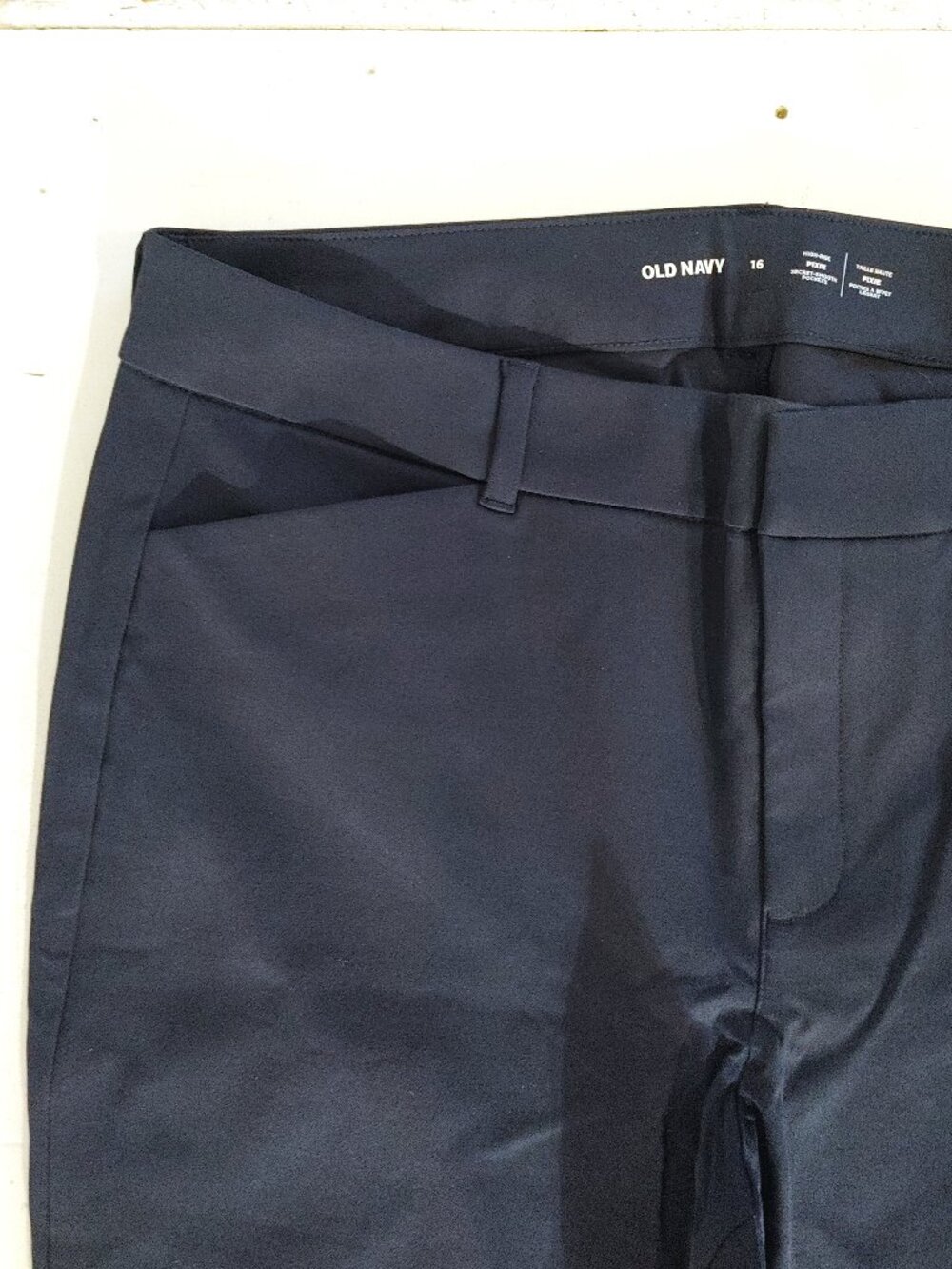 Old Navy Straight Leg Pants in Navy - Picture 5 of 5